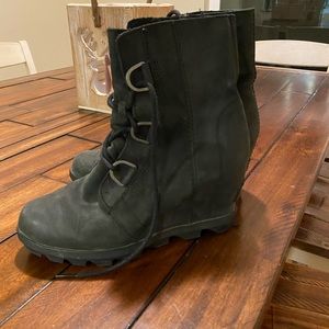 Size 7.5 Sorel Wedge